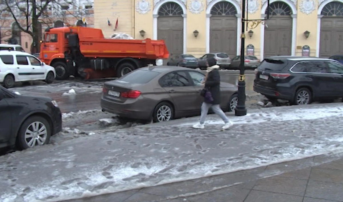 В Петербурге продлили «желтый» уровень опасности - tvspb.ru