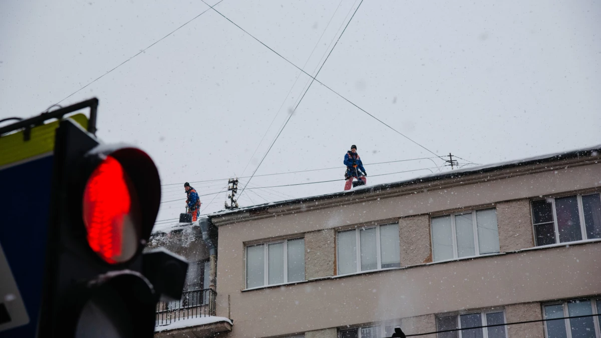 В Петербурге проверяют управляющие компании из-за жалоб петербурцев - tvspb.ru