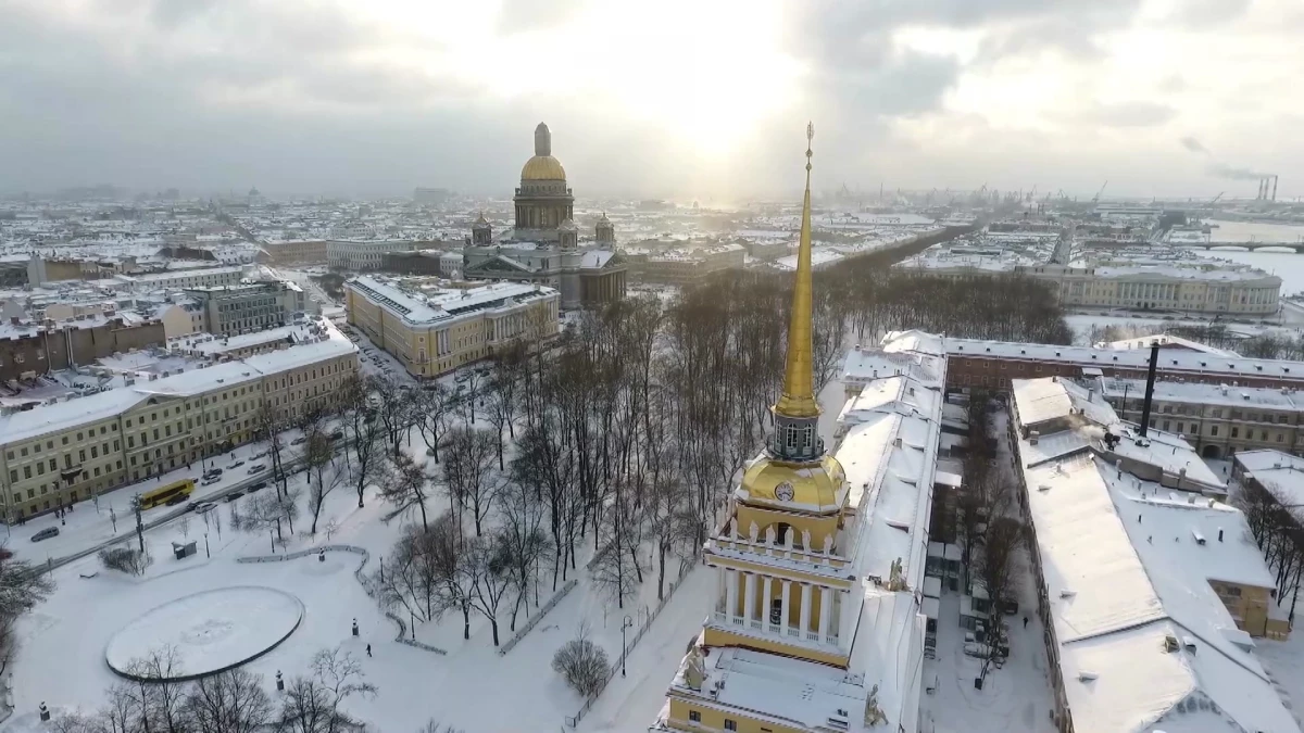 Петербург стал одним из самых популярных направлений для отдыха с детьми в январе - tvspb.ru