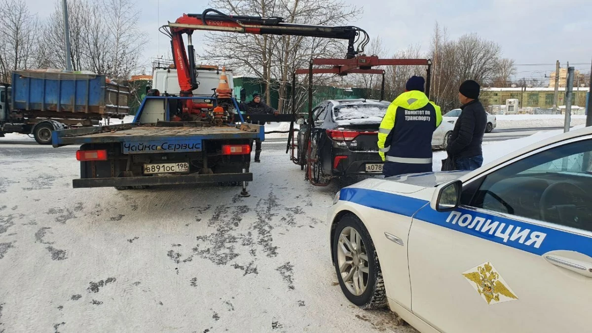 В Петербурге комитет по транспорту начал проверять таксистов: выявлены первые нарушители - tvspb.ru