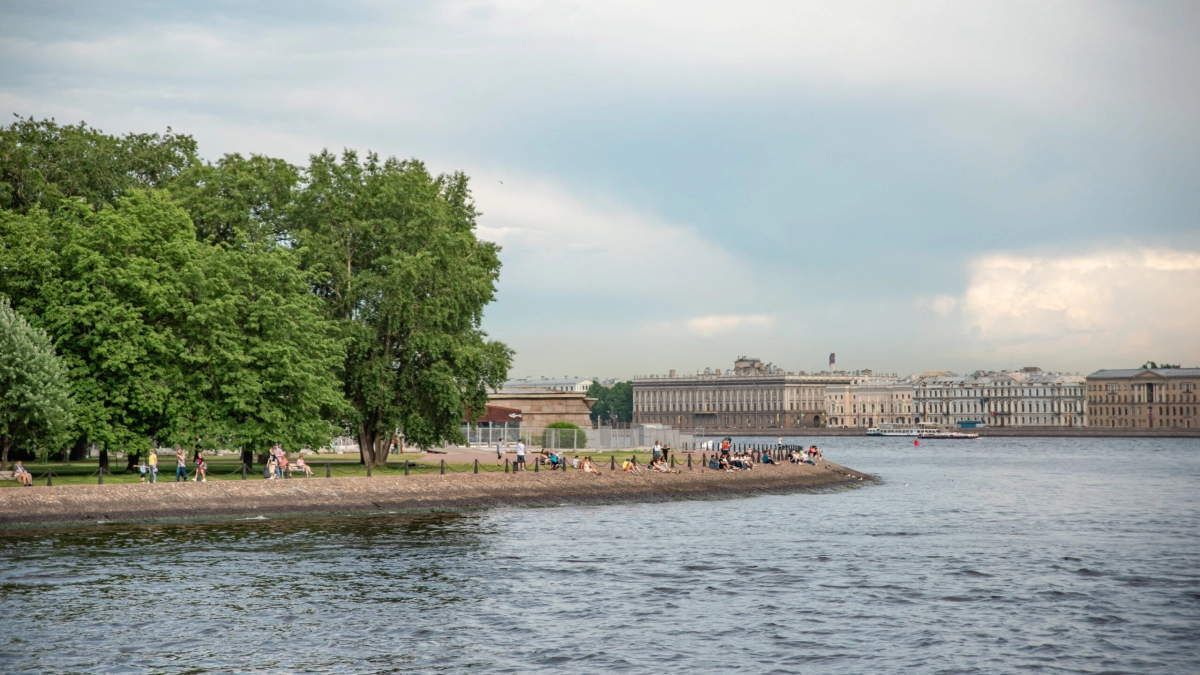 Петербуржцев ждут +29 градусов, грозы и град в последний день весны - tvspb.ru