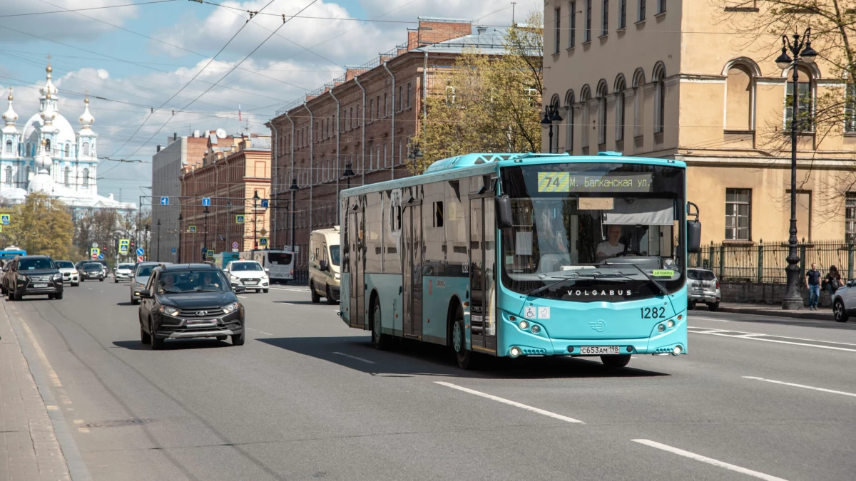 В Петербурге общественный транспорт будет работать в ночь на 1 июня в честь Дня города - tvspb.ru