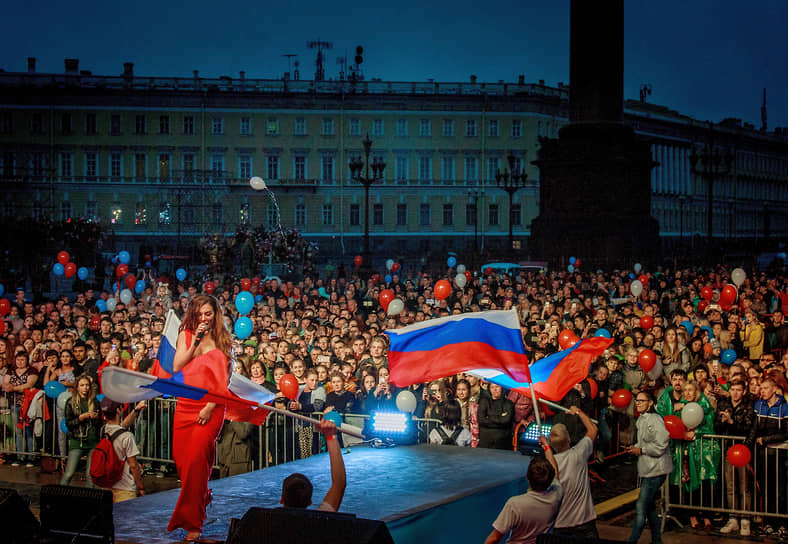 День России. Дворцовая площадь