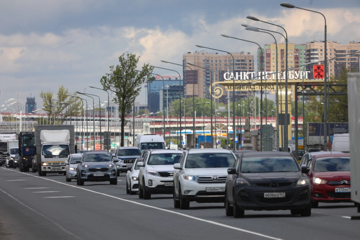 Стал известен график закрытия движения транспорта в Петербурге во время ПМЭФ - tvspb.ru