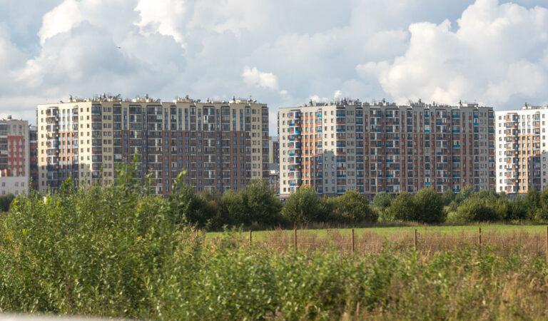 В Петербурге сокращается ценовой разрыв между новостройками и вторичкой