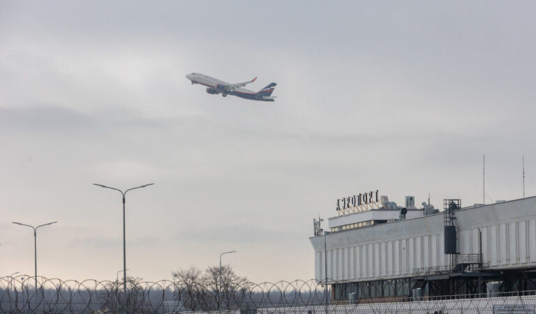 Из Ульяновска в Петербург назначили дополнительные рейсы в новогодние праздники